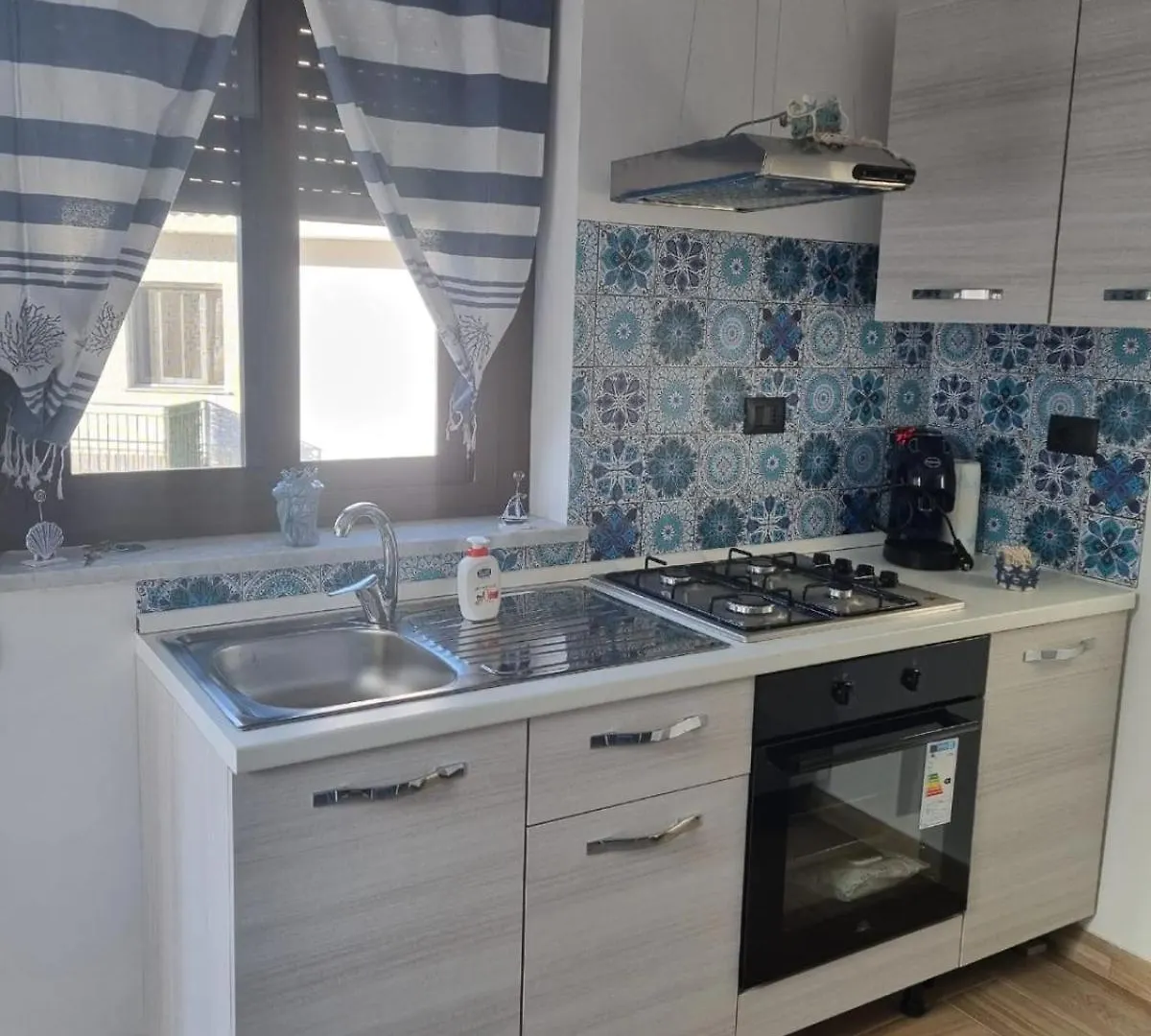 Casa vacanze Vida Loca -Appartamento Vicino Aereporto E 200Mt Spiaggia Carini Italia