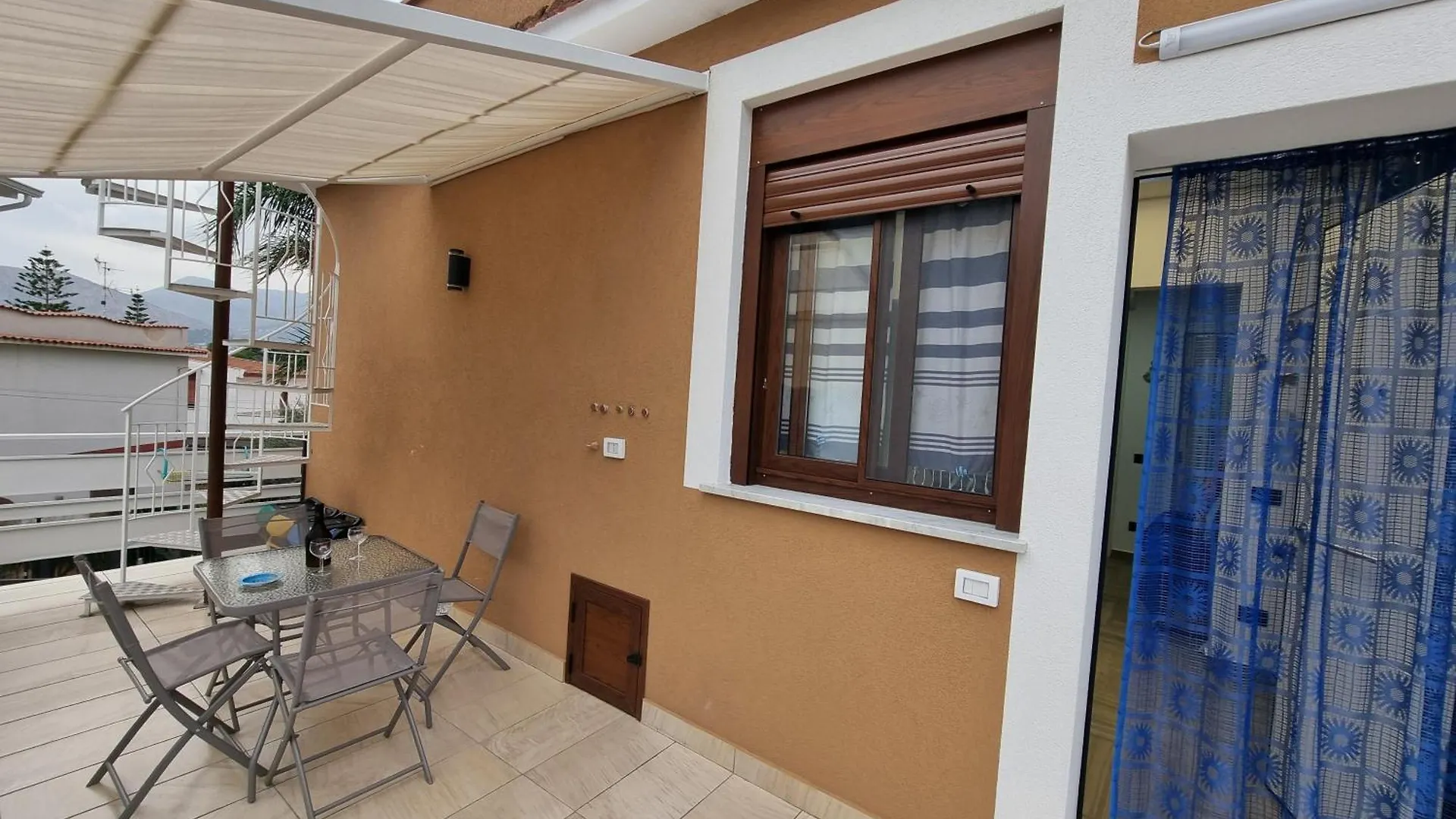Casa vacanze Vida Loca -Appartamento Vicino Aereporto E 200Mt Spiaggia Carini